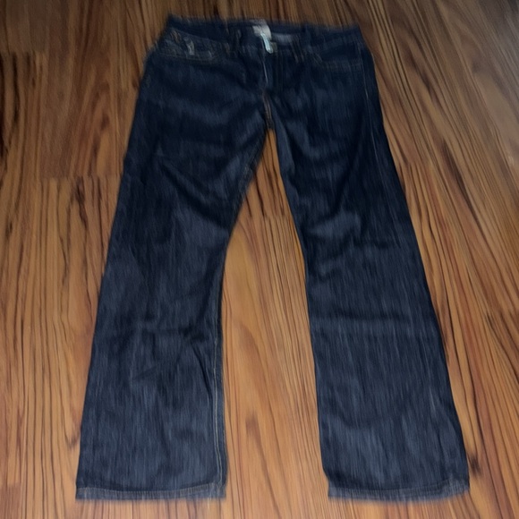 True Religion FIRM - Picture 3 of 4